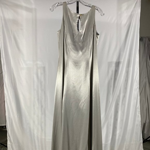 Lori Ann - Dress - Picture 1 of 6